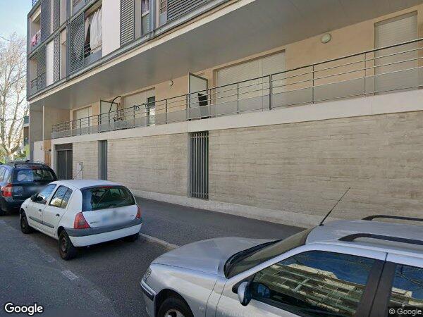 UN APPARTEMENT DE TYPE F2