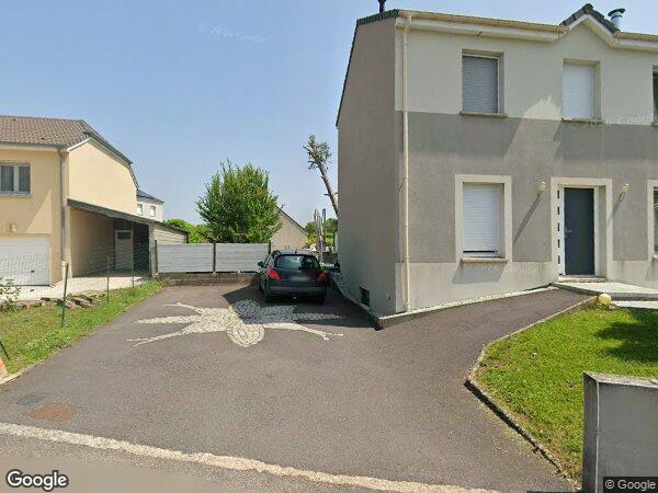 UNE MAISON D'HABITATION