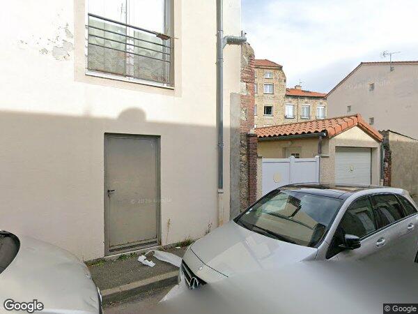 UN APPARTEMENT