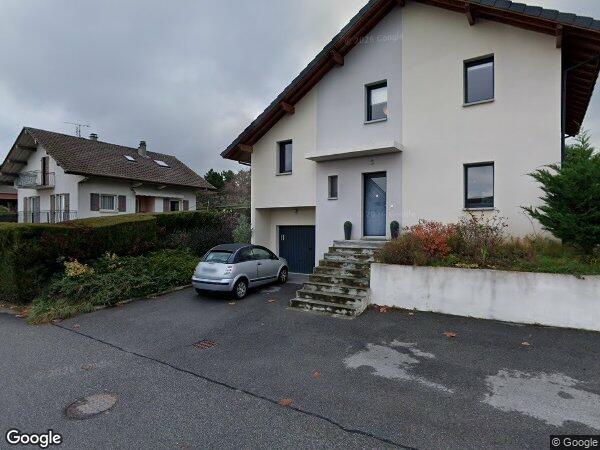 UNE MAISON AVEC JARDIN TERRASSE ET GARAGE
