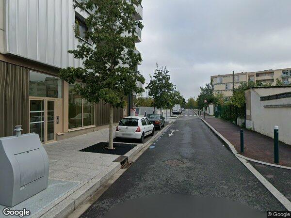 UN APPARTEMENT