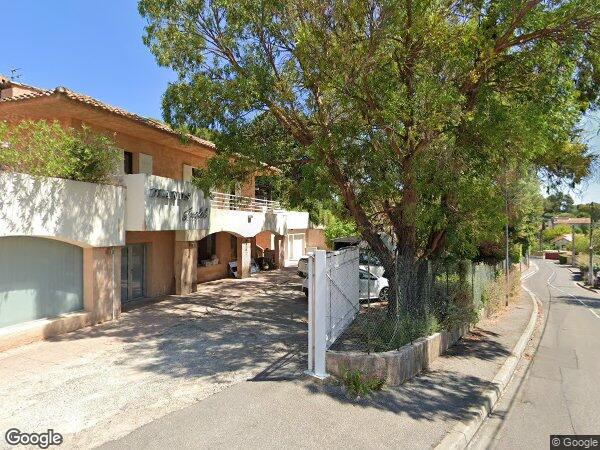 UN APPARTEMENT ET UNE CAVE