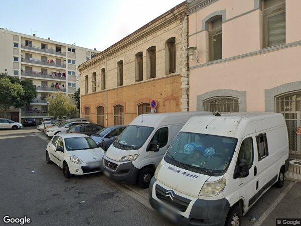 UN APPARTEMENT DE TYPE 3 ET UNE CAVE