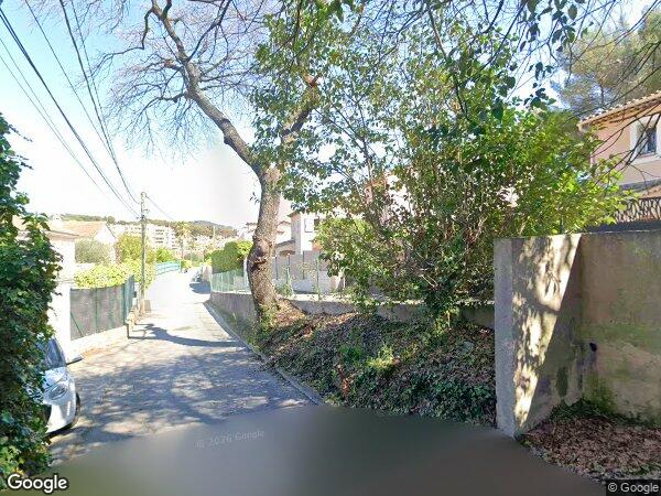 UN APPARTEMENT ET UN PARKING