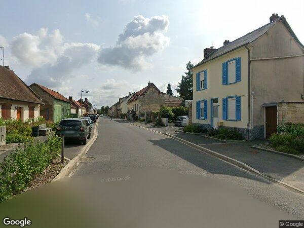 UNE MAISON MITOYENNE R+2