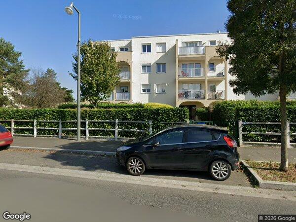 UN APPARTEMENT ET UN BOX