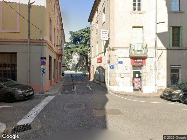 UN APPARTEMENT