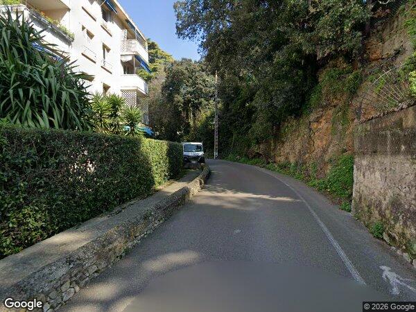 UN APPARTEMENT ET UNE CAVE