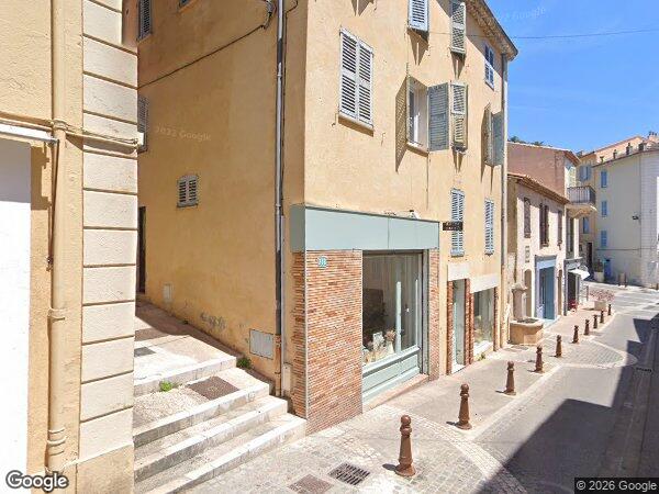  2 CAVES, UNE PIÈCE AVEC WC ET DEUX PETITS APPARTEMENTS