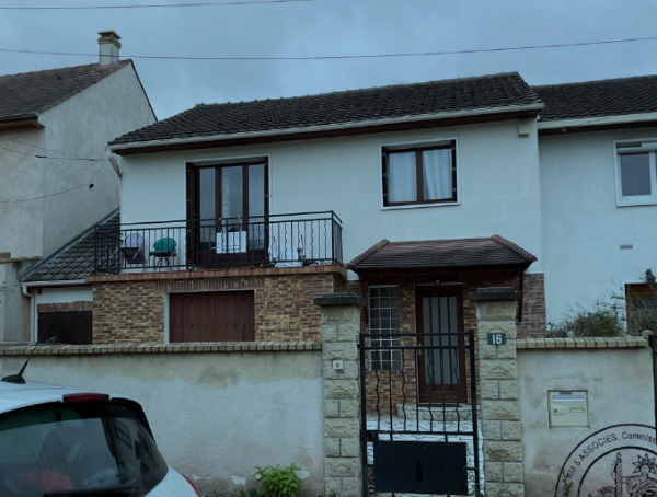  PAVILLON DE 109,78 M² 