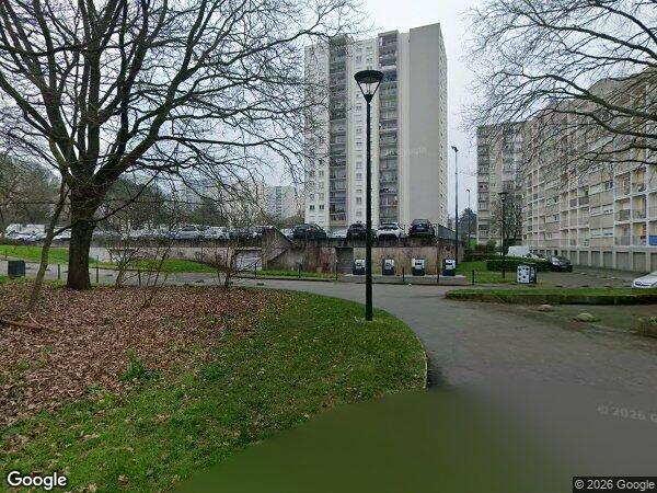 UN APPARTEMENT DE TYPE 4