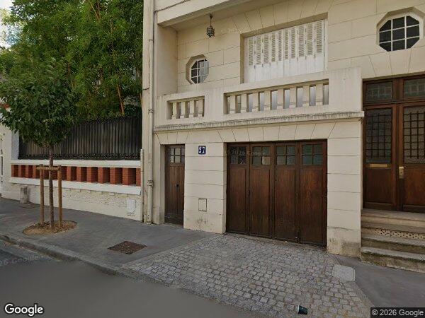 UNE MAISON D'HABITATION