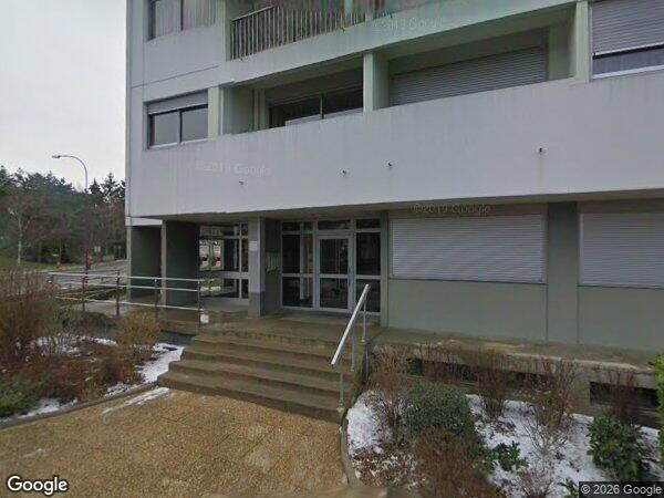 UN APPARTEMENT AVEC CAVE